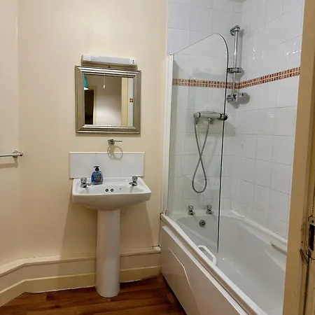 Penrose Apartment *